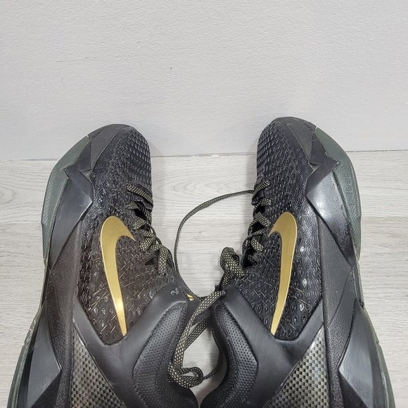 Nike Zoom Kobe 7 System Elite Away 2012 Size 9.5 BLACK AND GOLD
